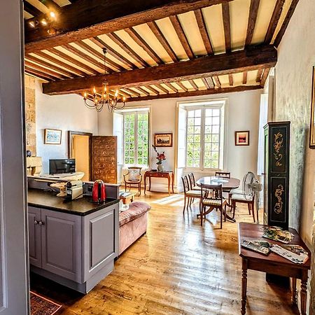 Centrally Located Sarlat Apartment With Medieval Town Views Экстерьер фото